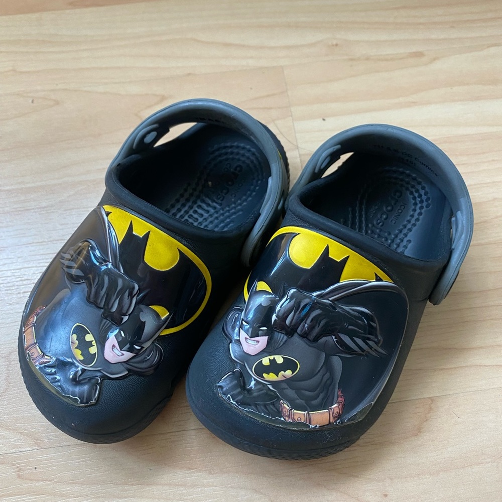 Batman crocs